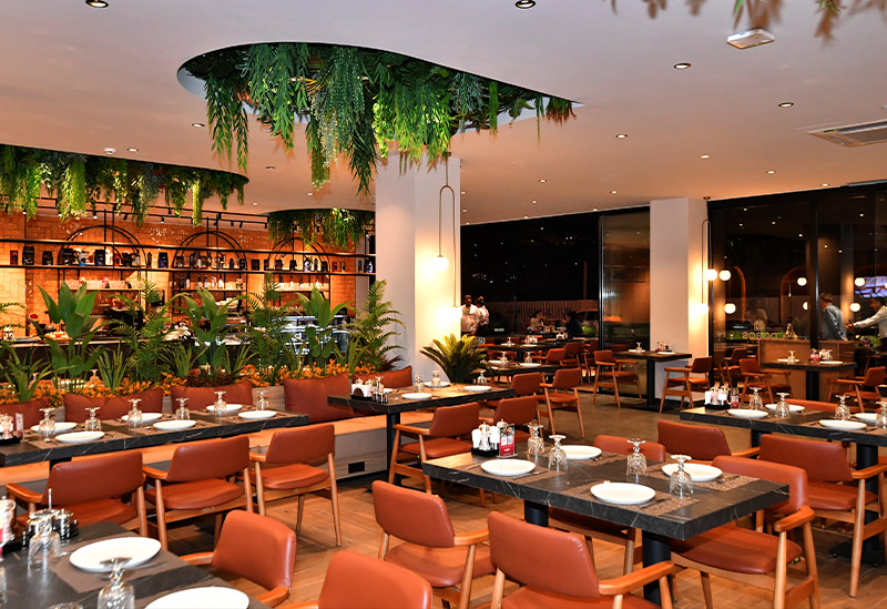 Dobos Lounge Trabzon mekan görünümü 2
